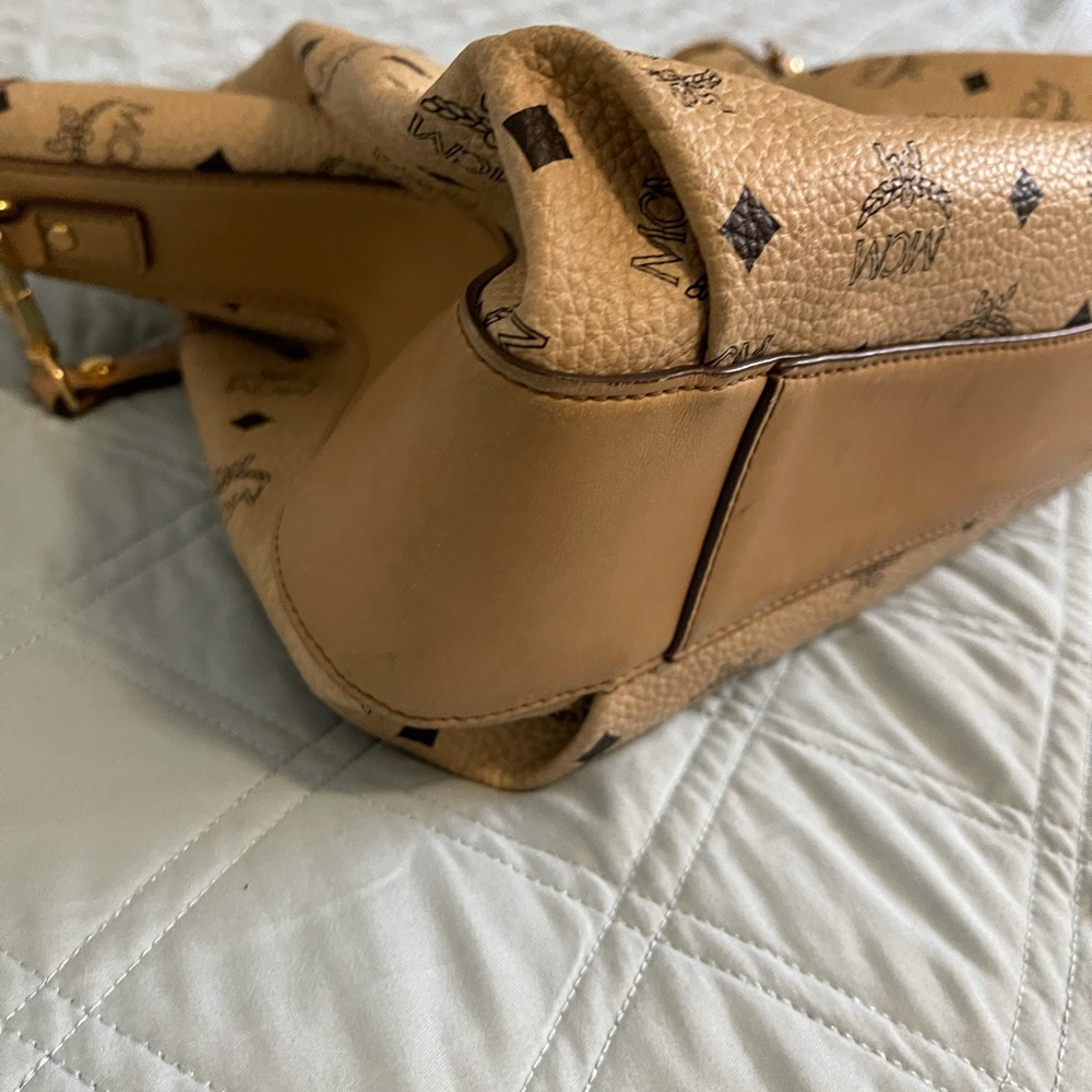‼️SOLD‼️Authentic MCM Vicetos drawstrings - Picture 4 of 10